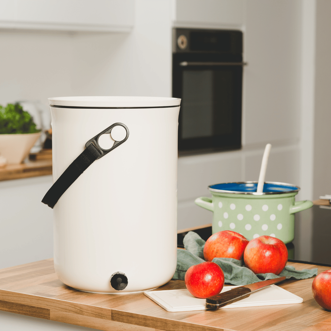TeraGanix Bokashi Compost Bin Bokashi Kitchen Compost Bin, 2.5 gal